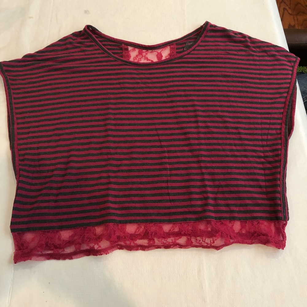 Women’s XS, Mudd, gray and pink top